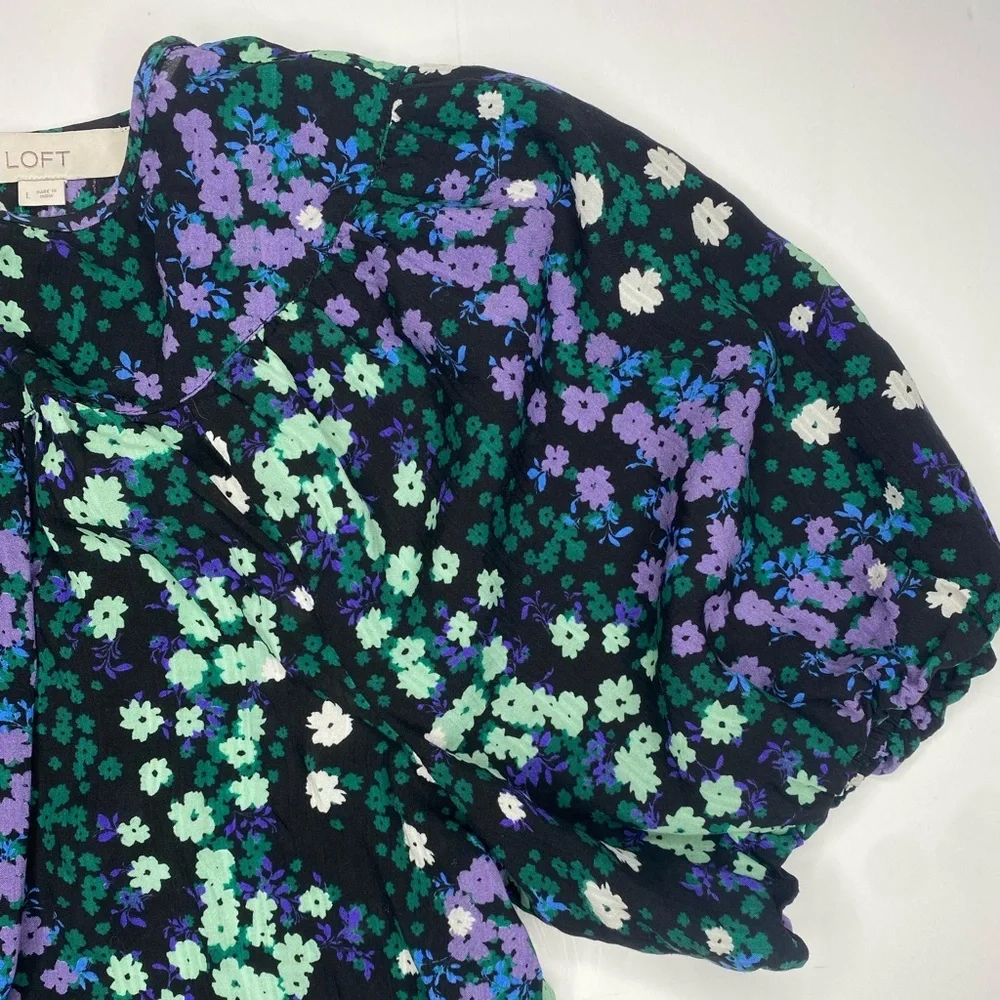 LOFT Floral Print Puff Sleeve Shirred Yoke Top Model Blend Sz Lg Like New